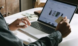 pexels-ivan-samkov-7620627